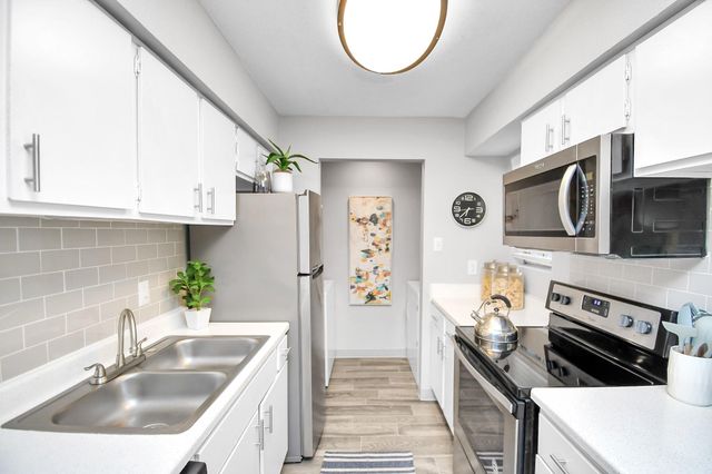 2701 W Bellfort Avenue 1210, Houston, TX 77054