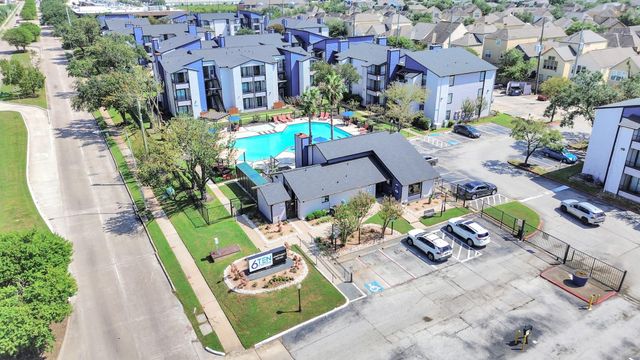 2701 W Bellfort Avenue 1210, Houston, TX 77054