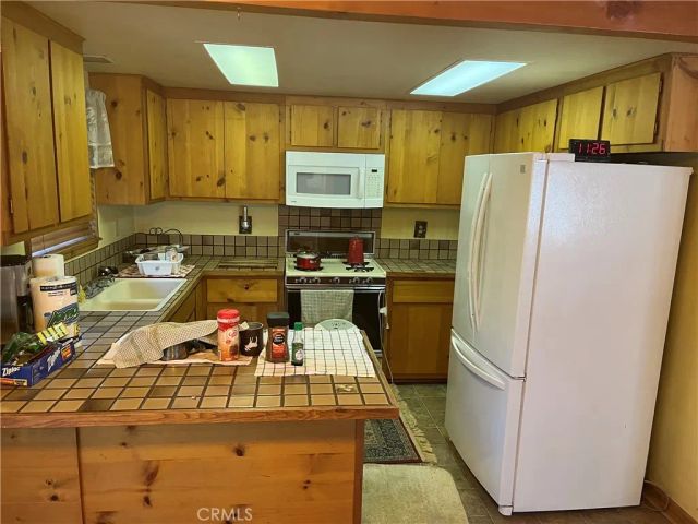 1366 Laura, Wrightwood, CA 92397