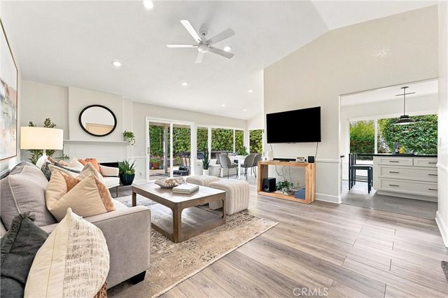 22651 La Vina, Mission Viejo, CA 92691