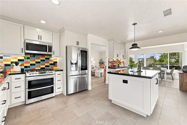 22651 La Vina, Mission Viejo, CA 92691