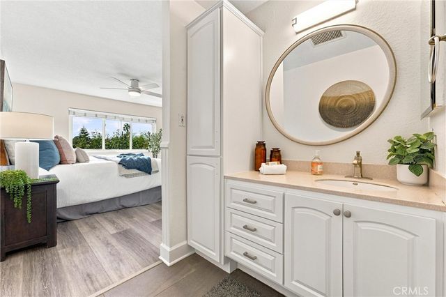 22651 La Vina, Mission Viejo, CA 92691