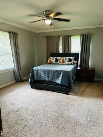 1910 Sherwood Drive, Jonesboro, AR 72401