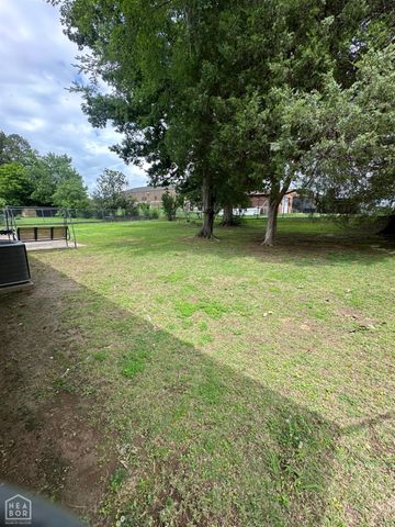 1910 Sherwood Drive, Jonesboro, AR 72401