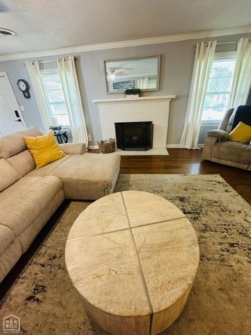 1910 Sherwood Drive, Jonesboro, AR 72401