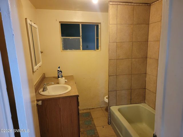 1101 S Espanola Street, Las Cruces, NM 88001