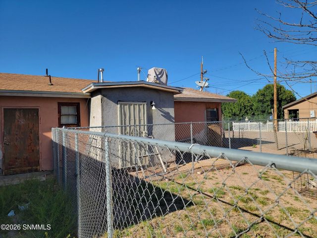 1101 S Espanola Street, Las Cruces, NM 88001