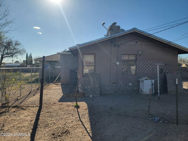 1101 S Espanola Street, Las Cruces, NM 88001