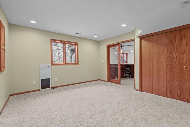 11960 Albavar Path, Inver Grove Heights, MN 55077