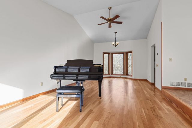 11960 Albavar Path, Inver Grove Heights, MN 55077