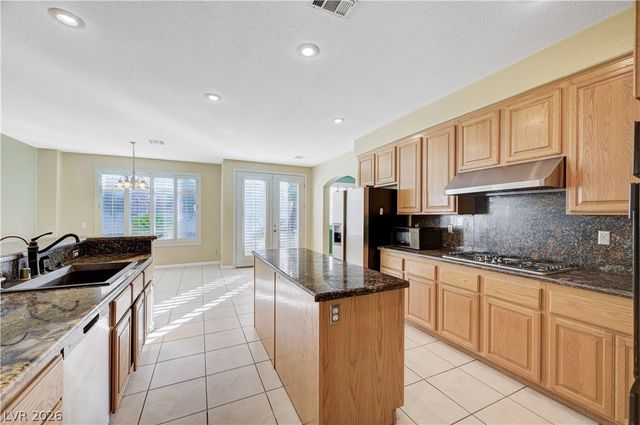 8901 Goldstone Avenue, Las Vegas, NV 89143