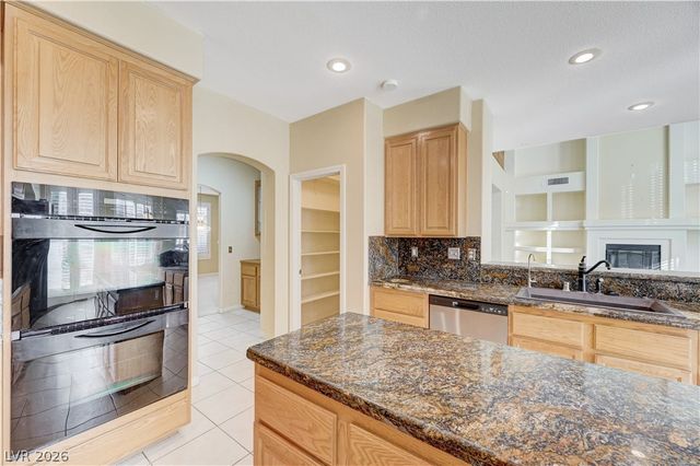 8901 Goldstone Avenue, Las Vegas, NV 89143