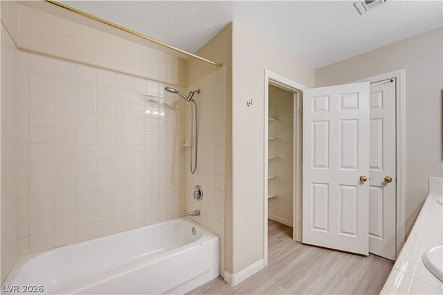 8901 Goldstone Avenue, Las Vegas, NV 89143