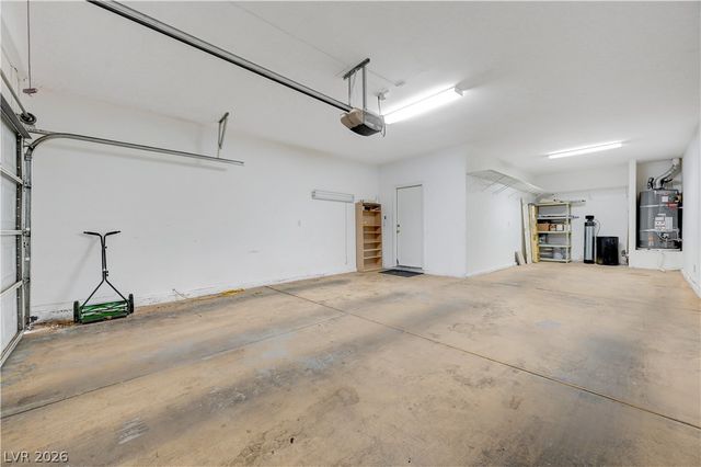 8901 Goldstone Avenue, Las Vegas, NV 89143