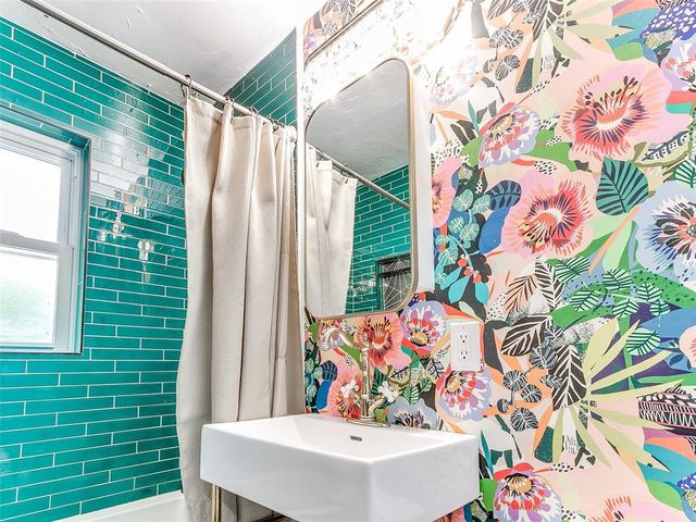 1710 Carlisle Road, Oklahoma City, OK 73120