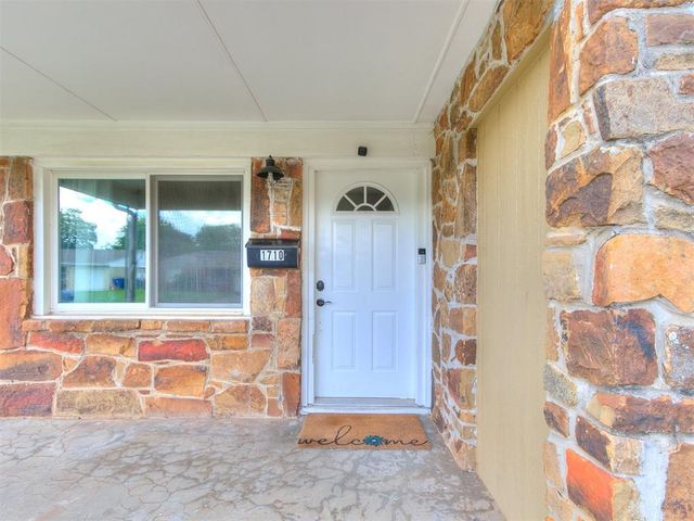 1710 Carlisle Road, Oklahoma City, OK 73120