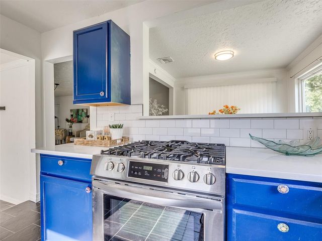 1710 Carlisle Road, Oklahoma City, OK 73120