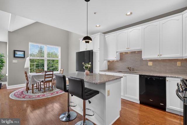 110 MEADOW VIEW LN, Lansdale, PA 19446