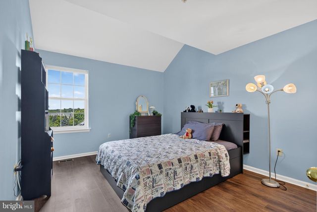 110 MEADOW VIEW LN, Lansdale, PA 19446