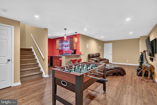 110 MEADOW VIEW LN, Lansdale, PA 19446