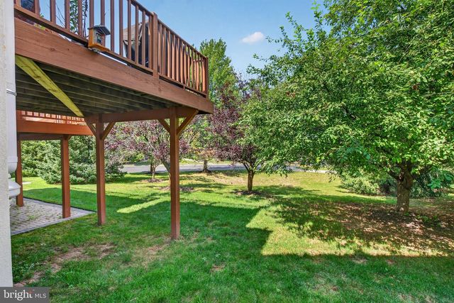 110 MEADOW VIEW LN, Lansdale, PA 19446