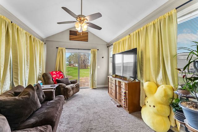 4003 Elm Street, Bettendorf, IA 52722