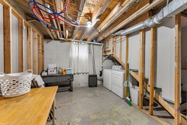 4003 Elm Street, Bettendorf, IA 52722
