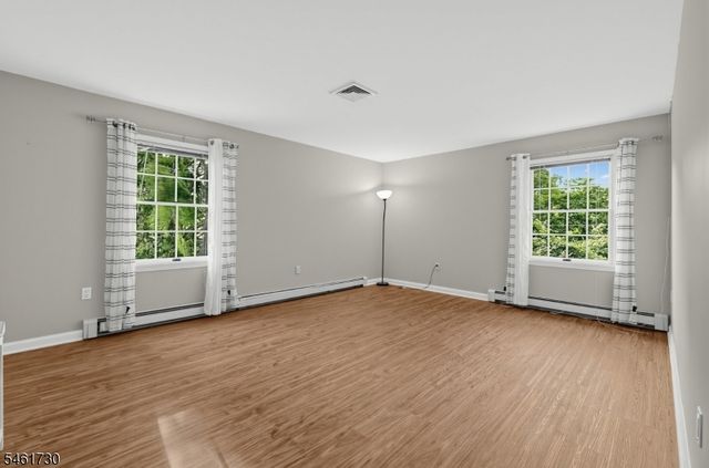 69 Brookside Rd, Randolph Twp., NJ 07869
