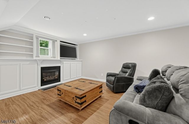 69 Brookside Rd, Randolph Twp., NJ 07869