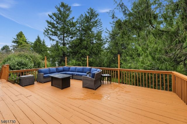 69 Brookside Rd, Randolph Twp., NJ 07869