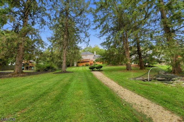 69 Brookside Rd, Randolph Twp., NJ 07869