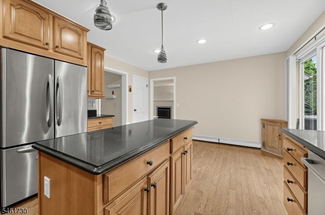 69 Brookside Rd, Randolph Twp., NJ 07869