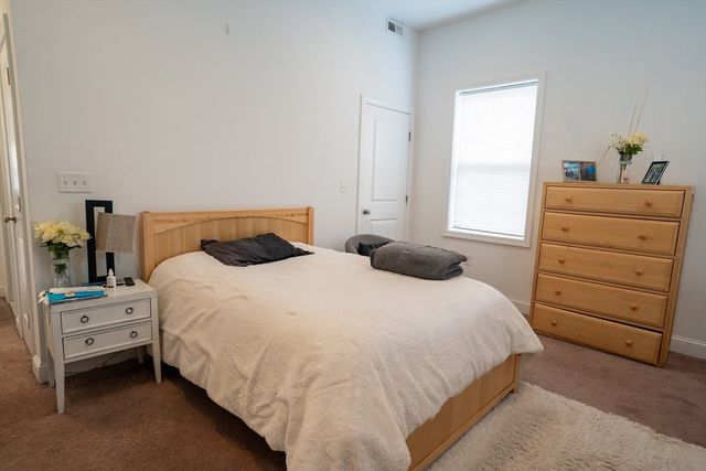 221 Broadway 1, Revere, MA 02151