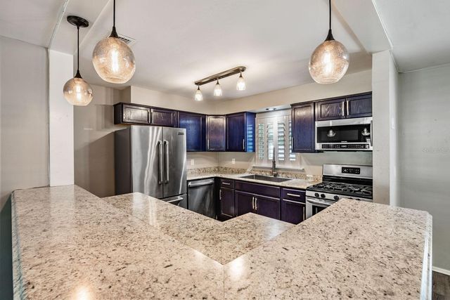 6735 23RD STREET N, St Petersburg, FL 33702