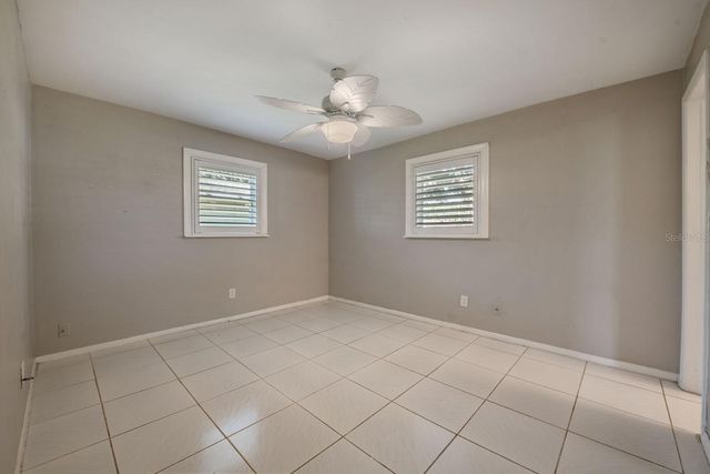 6735 23RD STREET N, St Petersburg, FL 33702