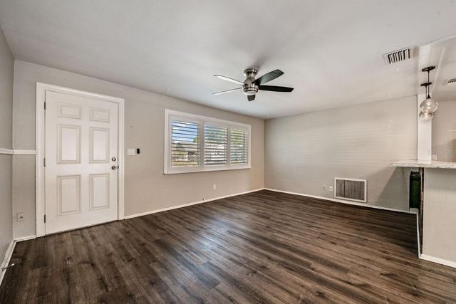 6735 23RD STREET N, St Petersburg, FL 33702