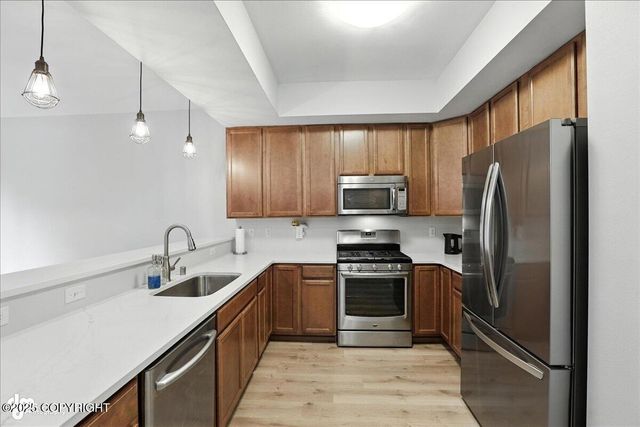 20454 Icefall Drive, Eagle River, AK 99577