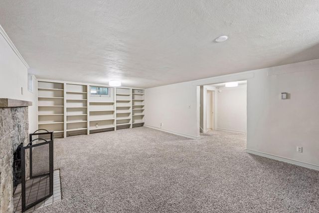 2720 Sunset Boulevard, Minneapolis, MN 55416