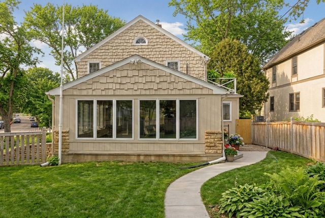 2720 Sunset Boulevard, Minneapolis, MN 55416