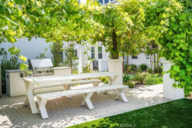 1211 Winslow Drive, Newport Beach, CA 92660
