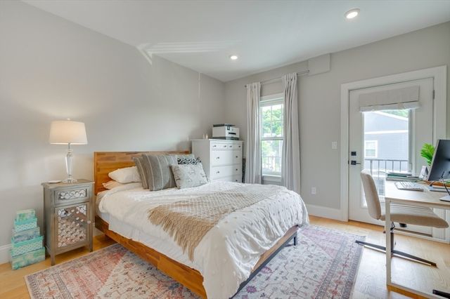 31 Boardman St 2, Boston, MA 02128
