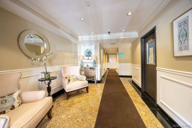 141-16 84th Drive 4B, Briarwood, NY 11435