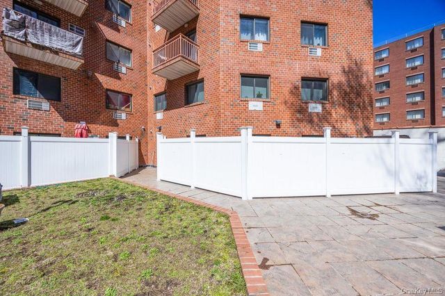 141-16 84th Drive 4B, Briarwood, NY 11435