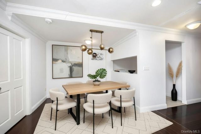 141-16 84th Drive 4B, Briarwood, NY 11435