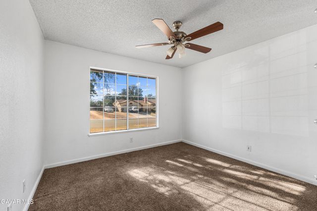 36868 95th Street, Littlerock, CA 93543