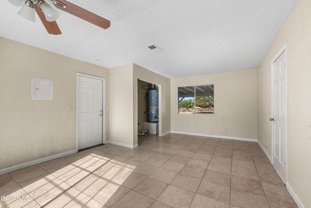36868 95th Street, Littlerock, CA 93543