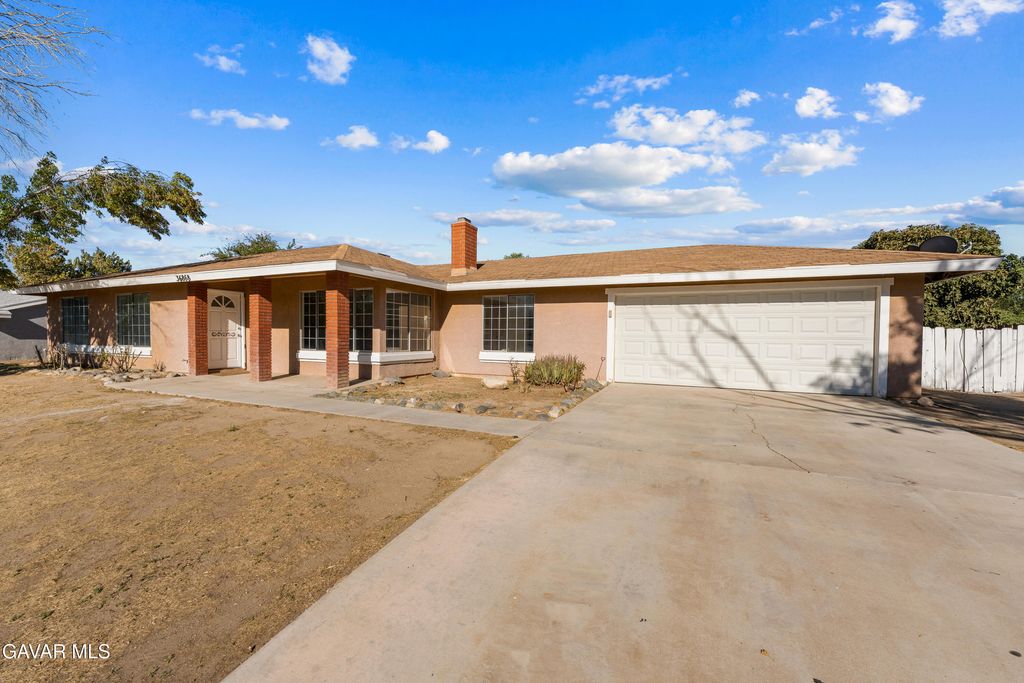 36868 95th Street, Littlerock, CA 93543