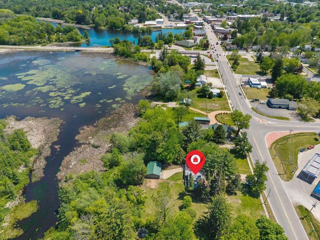 616 W MAIN STREET, Wautoma, WI 54982