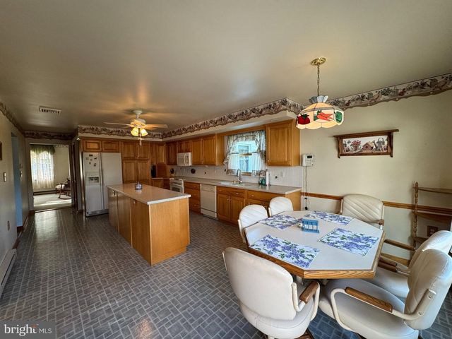 1405 WILDWOOD DR, Fallston, MD 21047