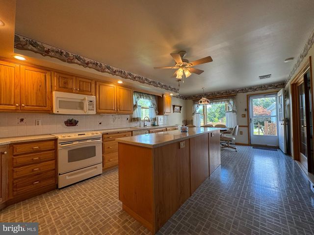 1405 WILDWOOD DR, Fallston, MD 21047